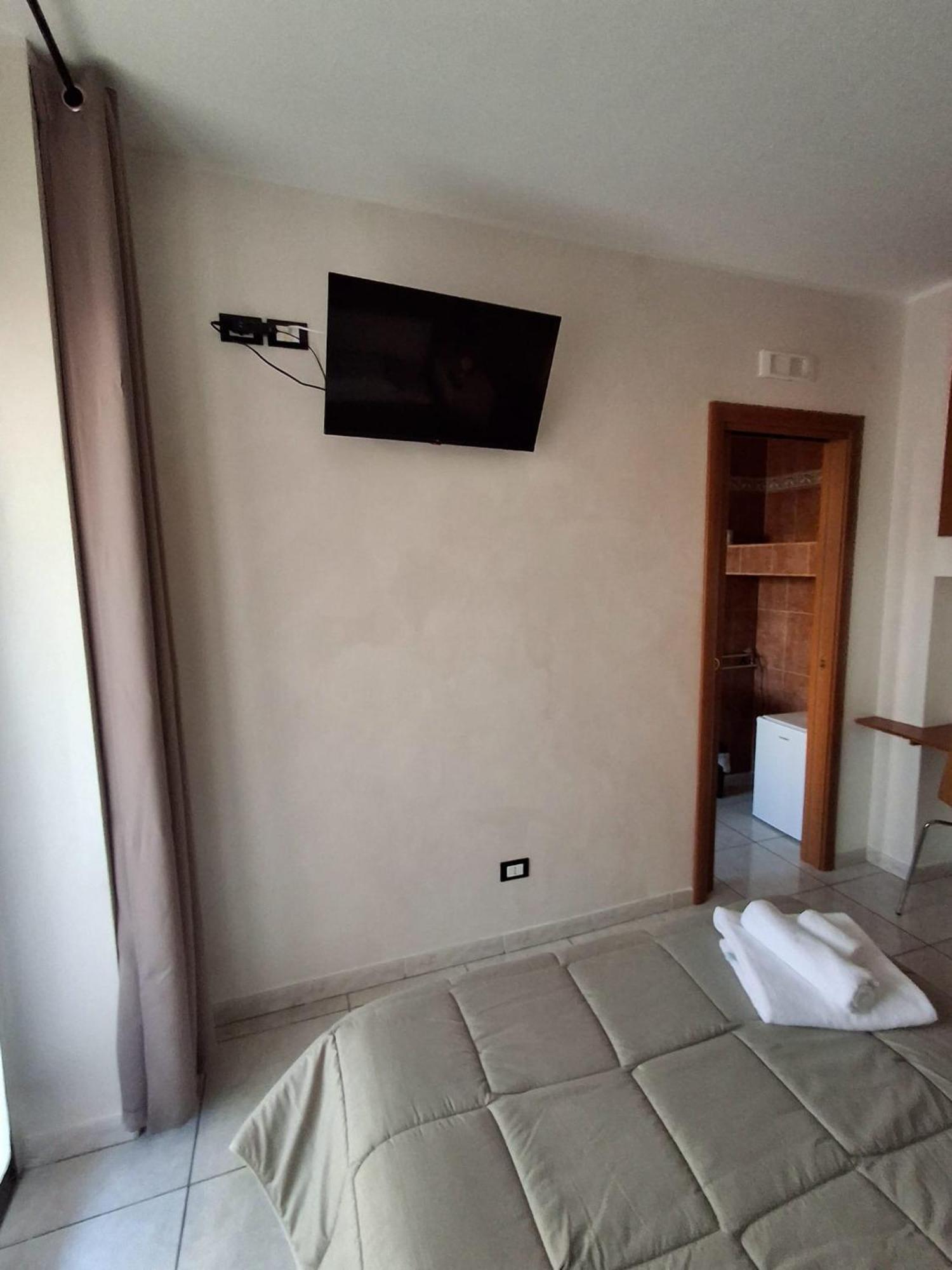 Affittacamere Da Rocco Lesina Exterior foto
